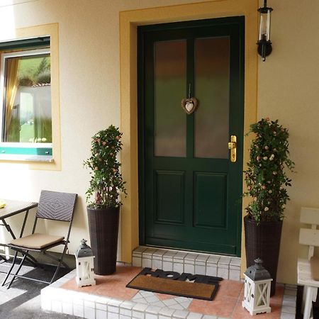 Chalet Olympia นอยชติฟ อิม ชตูไปทัล ภายนอก รูปภาพ